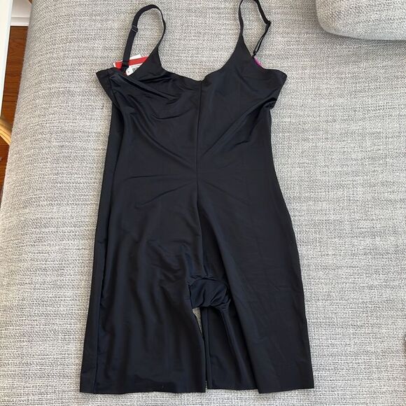 Spanx Black Open Bust Midthigh Bodysuit Size Large - Picture 8 of 10